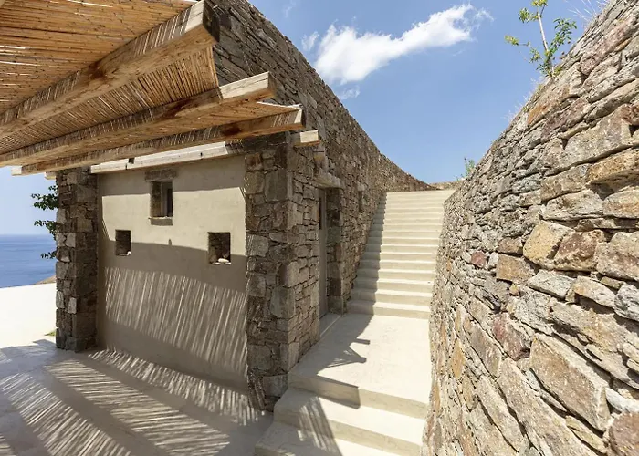 Xerolithi Cycladic Awarded