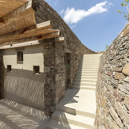 Xerolithi Cycladic Awarded