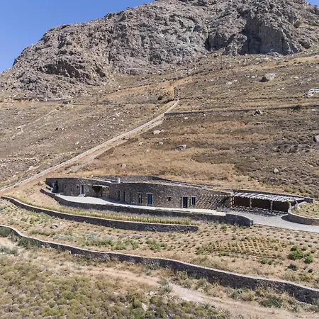 Xerolithi Cycladic Awarded Serifos Town