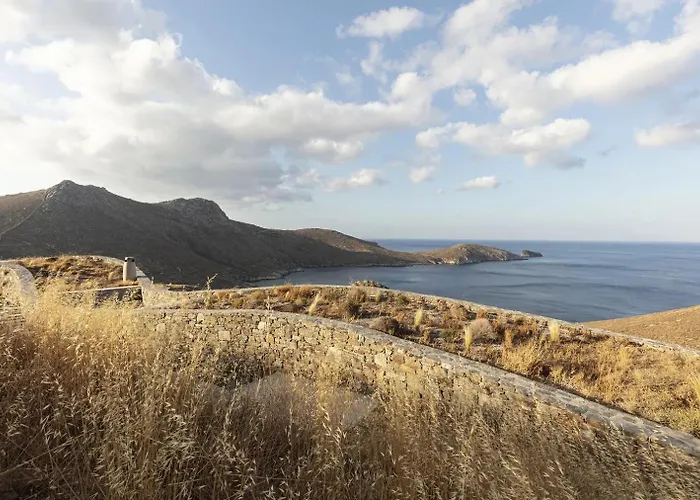 Apartment Xerolithi Cycladic Awarded Serifos Town