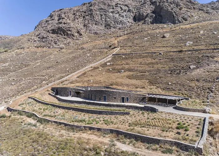 Xerolithi Cycladic Awarded Serifos Town